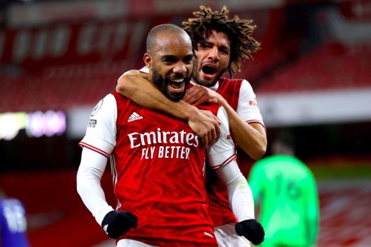 محمد النني ، ألكسندر لاكازيت